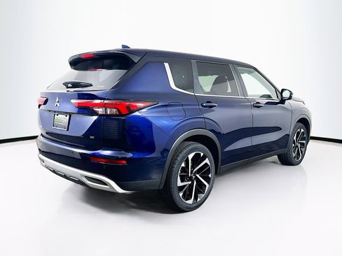 Used 2024 Mitsubishi Outlander SE AWD/4WD image 9