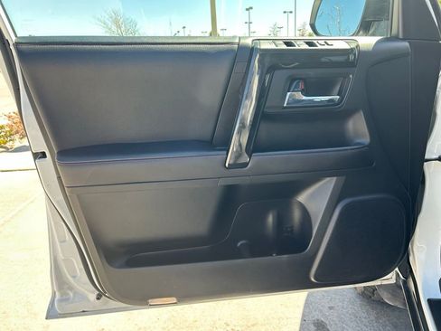 Used 2023 Toyota 4Runner TRD Off-Road Premium w/ Off Road Premium Plus Package AWD/4WD image 23