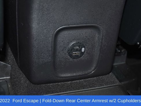 Used 2022 Ford Escape SE w/ SE Sport Appearance Package image 28