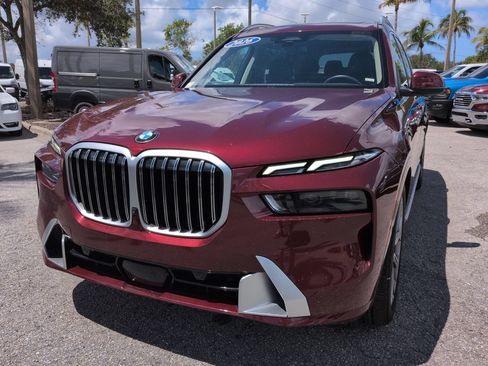 Used 2026 BMW X7 xDrive40i AWD/4WD image 9