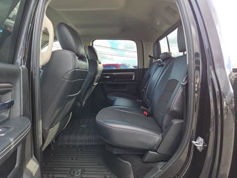 Used 2018 RAM 2500 Big Horn w/ Sport Appearance Group image 11