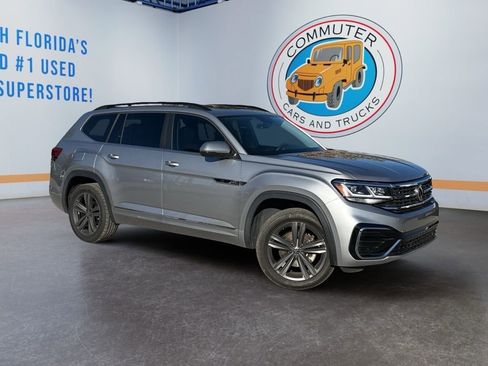 Used 2021 Volkswagen Atlas SE w/ Panoramic Sunroof Package FWD image 7