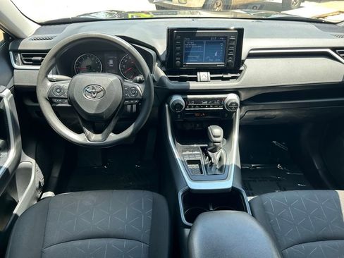 Certified 2022 Toyota RAV4 XLE FWD image 16