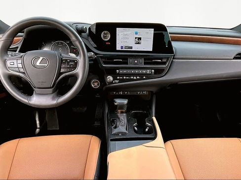 Used 2024 Lexus ES 350 w/ Premium Package image 7