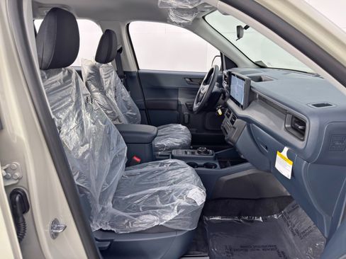 Used 2025 Ford Maverick XL w/ 4K Tow Package image 13