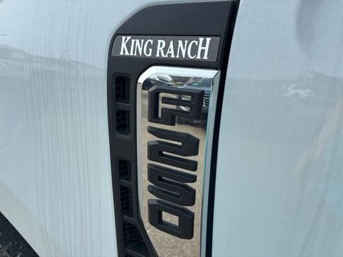 New 2026 Ford F250 King Ranch w/ FX4 Off-Road Package AWD/4WD image 5