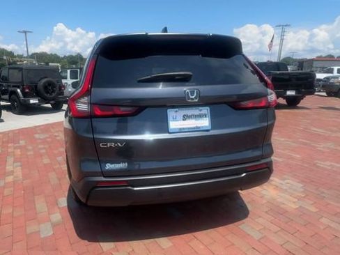 Certified 2025 Honda CR-V LX image 9