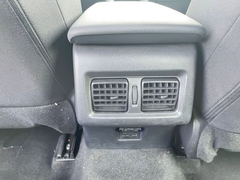 Used 2025 Toyota Camry LE image 23