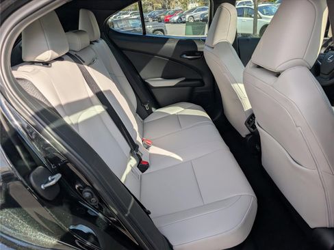 New 2026 Lexus UX 300h AWD image 8