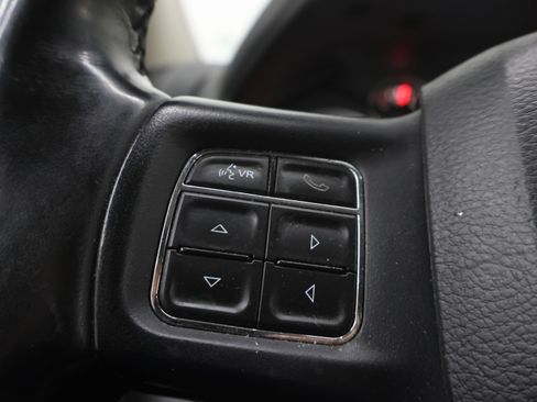 Used 2019 RAM 1500 Big Horn image 15