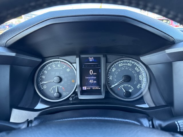 Used 2018 Toyota Tacoma TRD Sport w/ Technology Package AWD/4WD image 20