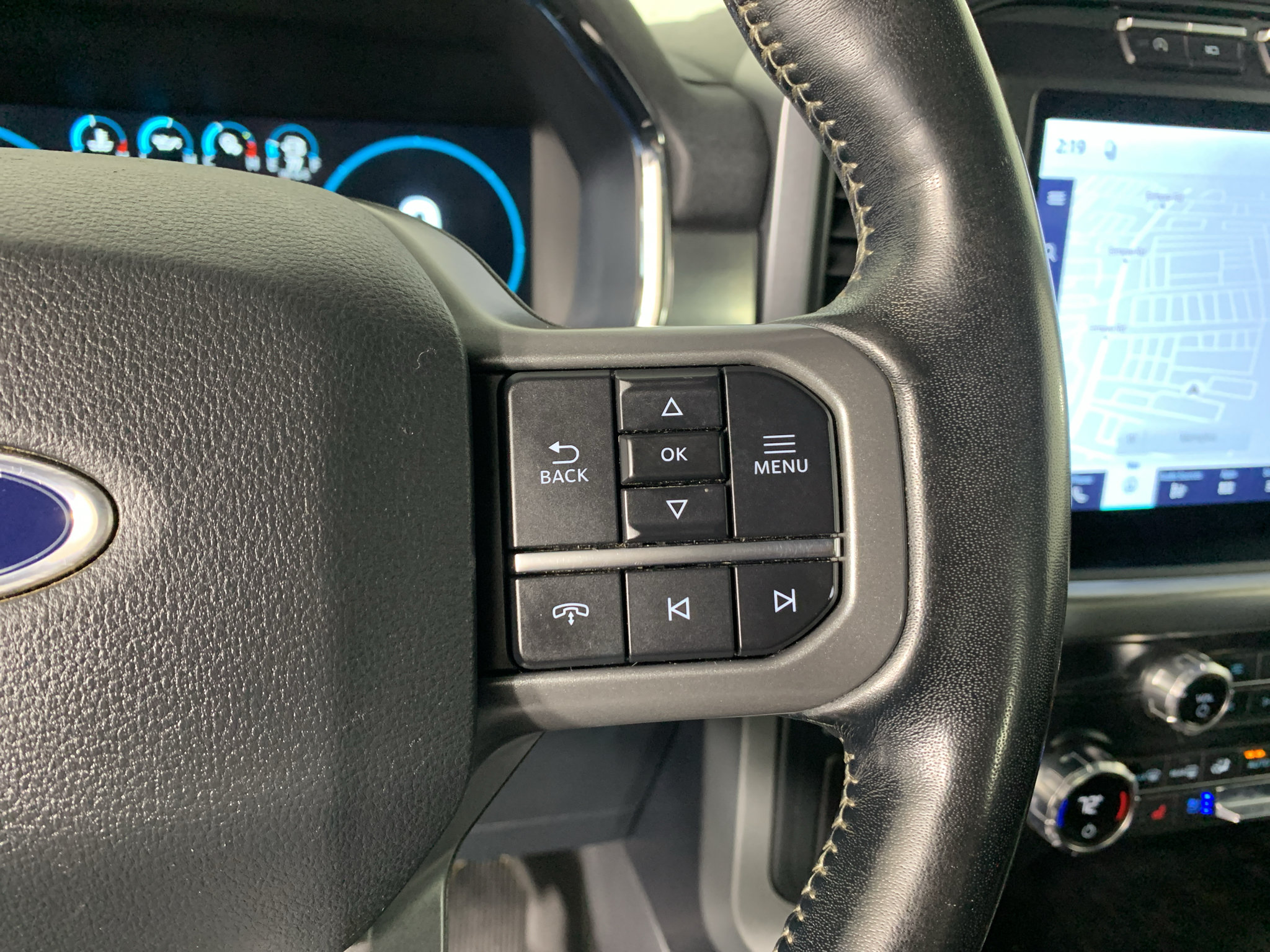 Used 2021 Ford F150 Lariat RWD image 18