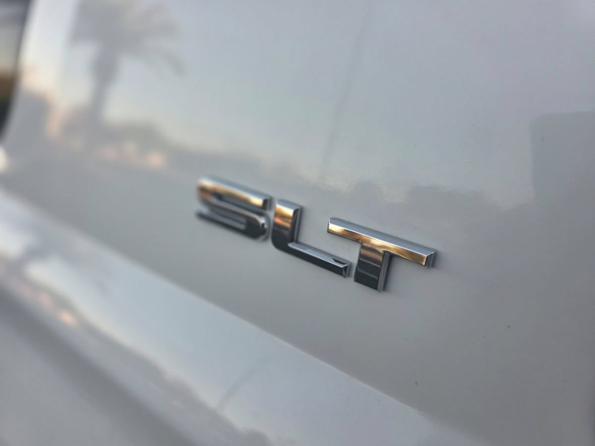 Used 2019 GMC Yukon XL SLT w/ Open Road Package AWD/4WD image 14
