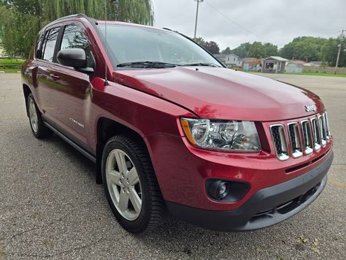 Used 2011 Jeep Compass Limited AWD/4WD image 13