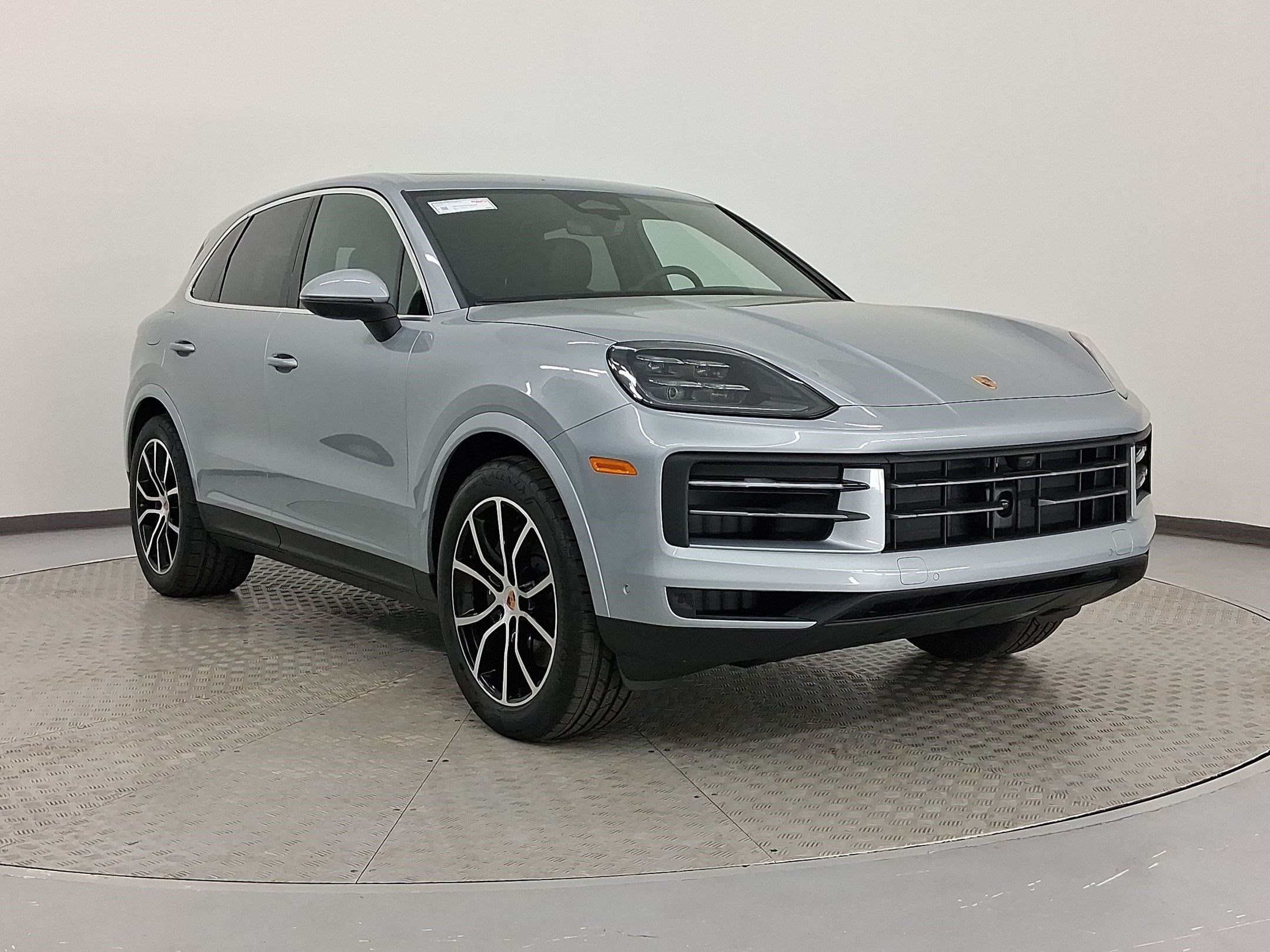 Used 2026 Porsche Cayenne AWD/4WD image 7