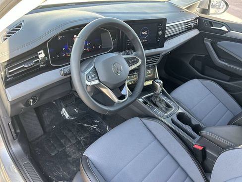 New 2026 Volkswagen Jetta SE FWD image 14