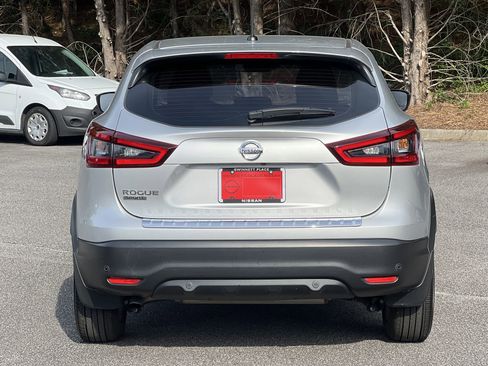 Used 2020 Nissan Rogue Sport S w/ Appearance Package FWD image 1