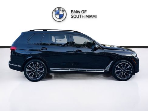 Certified 2022 BMW X7 xDrive40i w/ Premium Package image 8