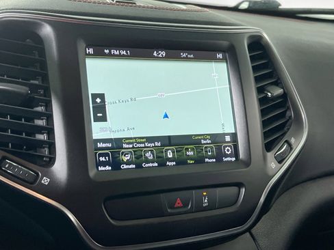 Used 2022 Jeep Cherokee Trailhawk w/ Sun, Sound & Nav Group image 13