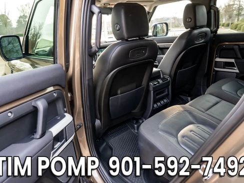 Used 2020 Land Rover Defender 110 SE image 14