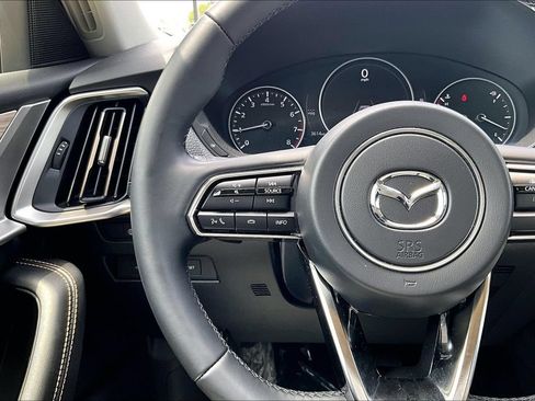 Used 2026 MAZDA CX-90 3.3 Turbo w/ Preferred Package AWD/4WD image 18