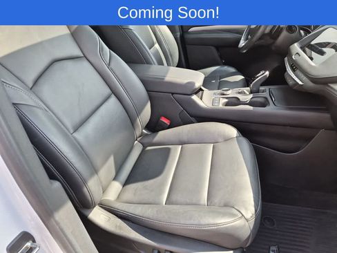 Used 2023 Cadillac XT4 Premium Luxury w/ Cold Weather Package AWD/4WD image 22