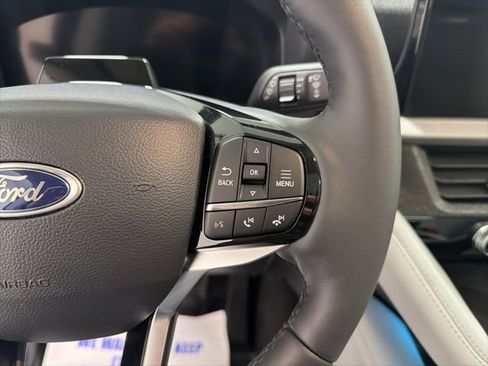 New 2026 Ford Explorer Platinum w/ LUX Leather Package AWD/4WD image 19