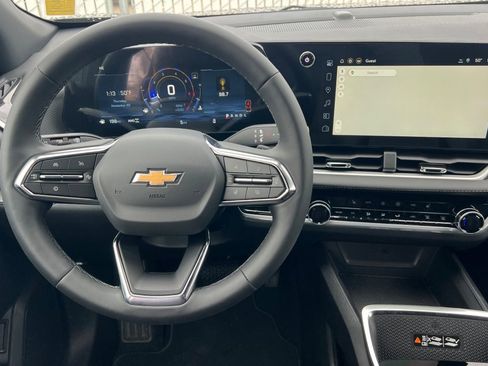 New 2026 Chevrolet Equinox LT w/ Convenience Package II image 10