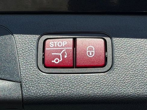 Used 2021 Mercedes-Benz GLC 300 image 14