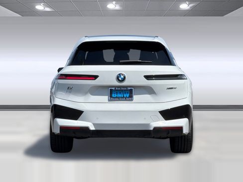 Certified 2023 BMW iX xDrive50 w/ Sport Package AWD/4WD image 10