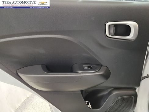Used 2022 Hyundai Venue SEL FWD image 18