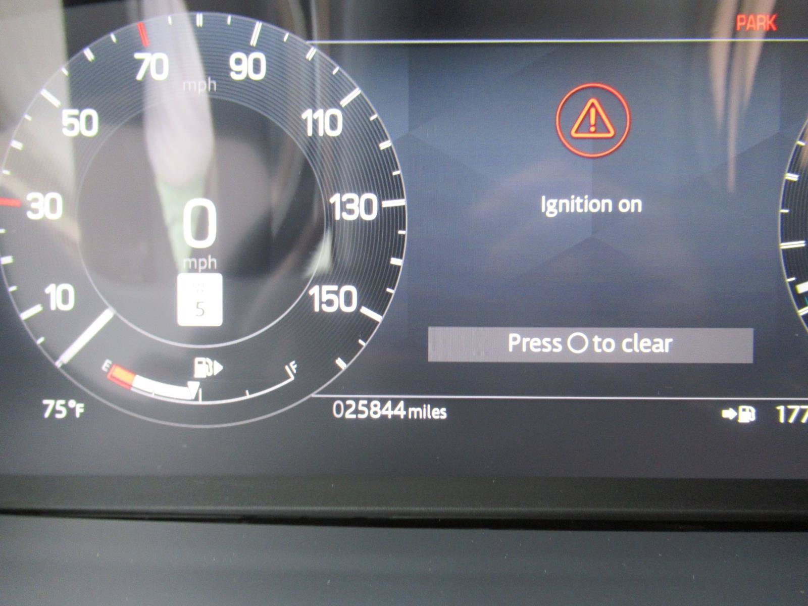Used 2024 Land Rover Discovery S AWD/4WD image 25