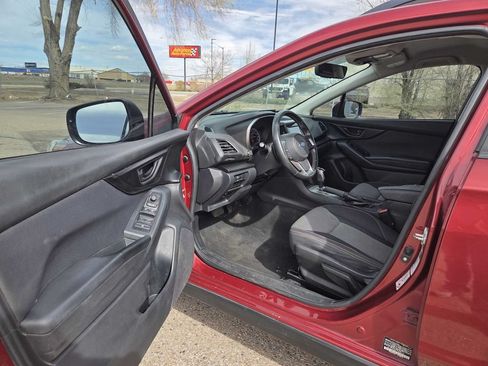 Used 2018 Subaru Crosstrek 2.0i Premium w/ Popular Package #2 AWD/4WD image 11