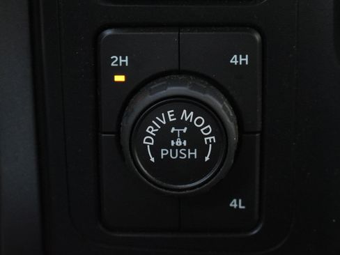 Used 2022 Ford F150 XLT AWD/4WD image 30