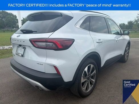 Certified 2025 Ford Escape Platinum AWD/4WD image 9