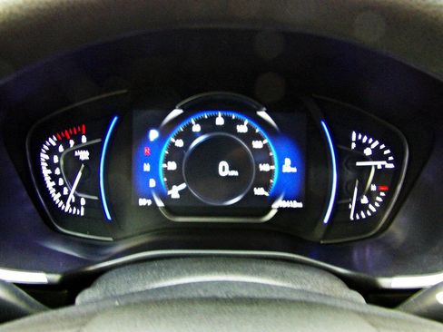 Used 2020 Hyundai Santa Fe SEL AWD/4WD image 15
