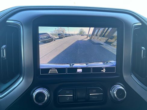 Used 2020 GMC Sierra 1500 SLT image 26