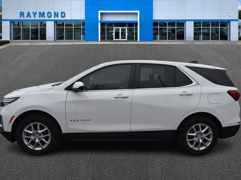 Used 2023 Chevrolet Equinox LT image 6