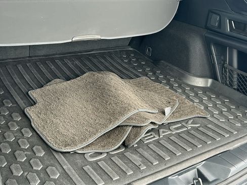 Certified 2024 Subaru Outback Limited AWD/4WD image 28