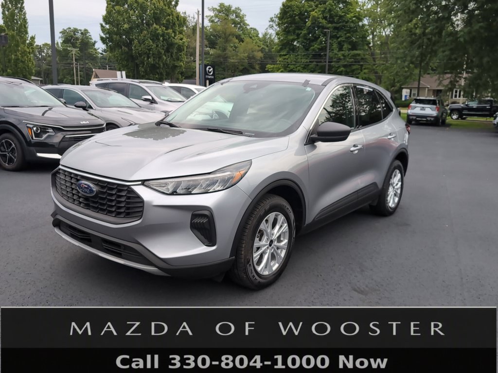 Used 2024 Ford Escape Active AWD/4WD image 1