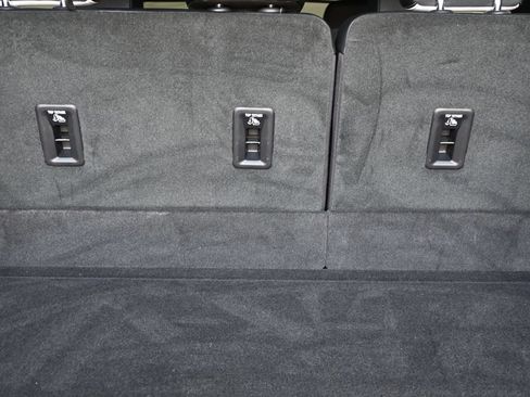Used 2025 Chevrolet Traverse High Country w/ LPO, Floor Liner Package FWD image 17