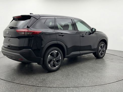 Used 2025 Nissan Rogue SV AWD/4WD image 9