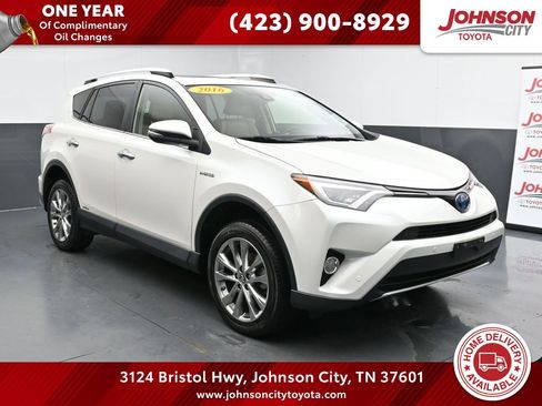 Used 2016 Toyota RAV4 Limited image 1