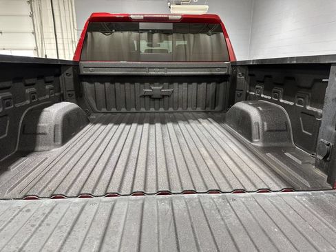 Used 2021 Chevrolet Silverado 1500 LT Trail Boss w/ Convenience Package II AWD/4WD image 15