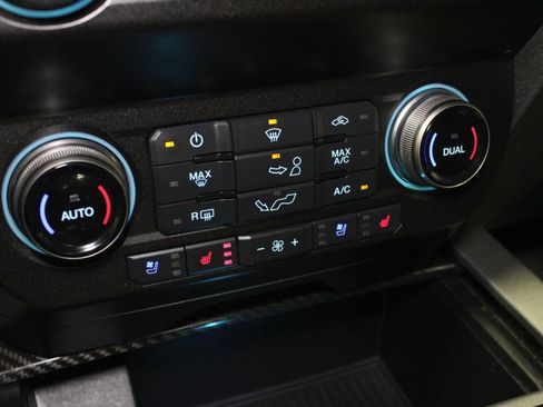 Used 2020 Ford F150 Raptor w/ Equipment Group 802A Luxury AWD/4WD image 27