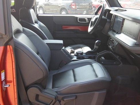 Used 2024 Ford Bronco Big Bend AWD/4WD image 15