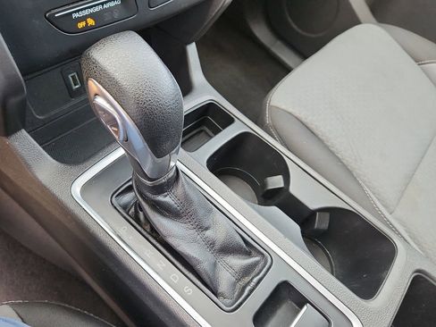 Used 2019 Ford Escape SE image 26