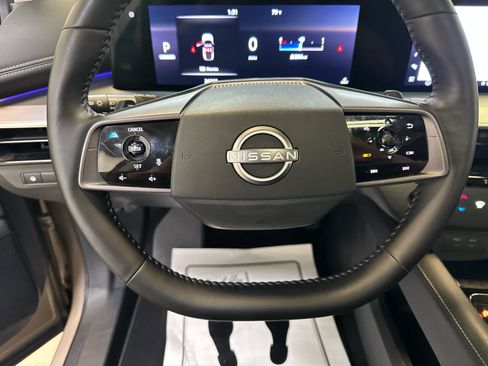 Certified 2025 Nissan Murano SL w/ Cargo Package AWD/4WD image 13