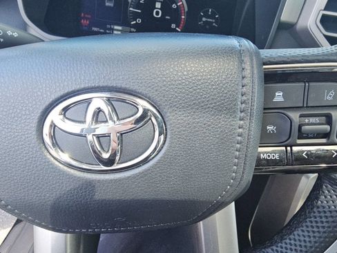 Used 2024 Toyota Tundra Limited AWD/4WD image 12