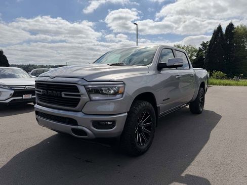 Used 2019 RAM 1500 Sport w/ Level 2 Equipment Group AWD/4WD image 4